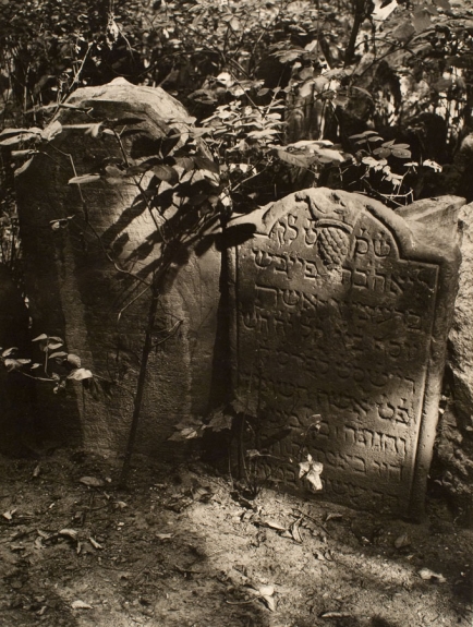 Prague, Old Jewish Cemetary